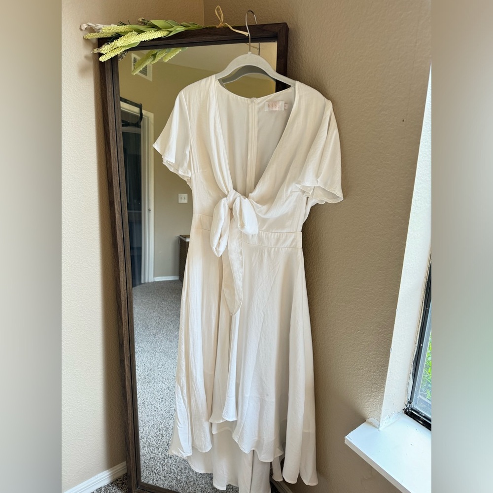 Billy J White Midi Dress